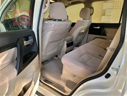 تۆیۆتا لاند کروزەر